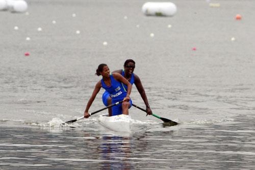 Camila e Luciana ficaram perto do ouro neste sábado no Pan-americano de Canoagem Velocidade / Foto:  Divulgação 